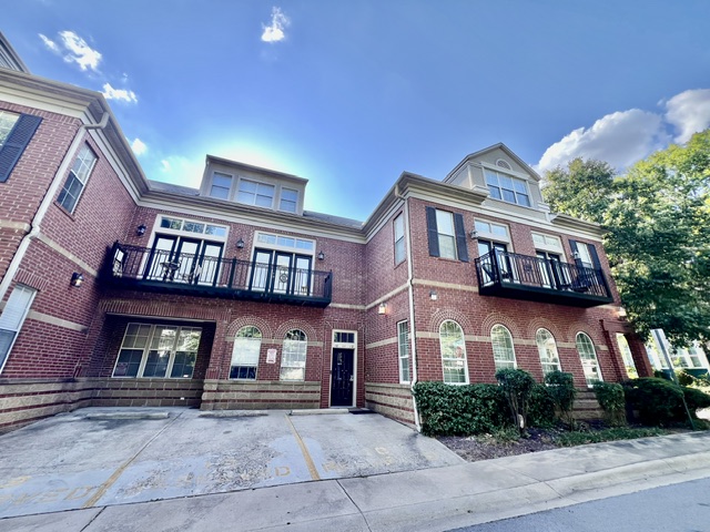 340 Campbell Avenue - 1